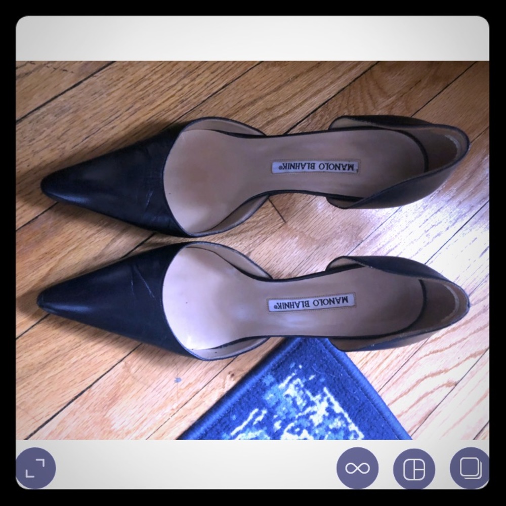 FLASH SALE! Authentic Manolo Blahniks